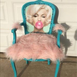 Meet your Posher, Renee